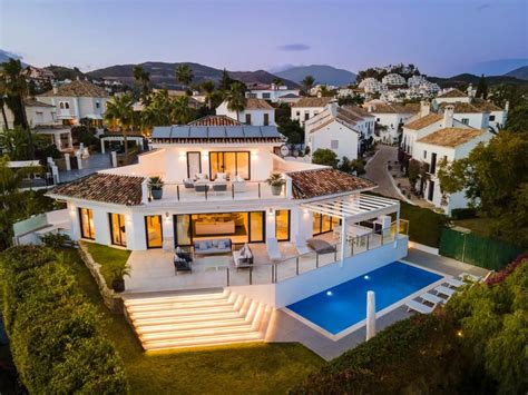 versace villa marbella|Versace rgz.